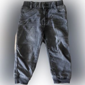 Gray Levi’s Knit Joggers - 24mos